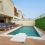 Two Luxury With Private Pools Near Old Town Villa Albufeira