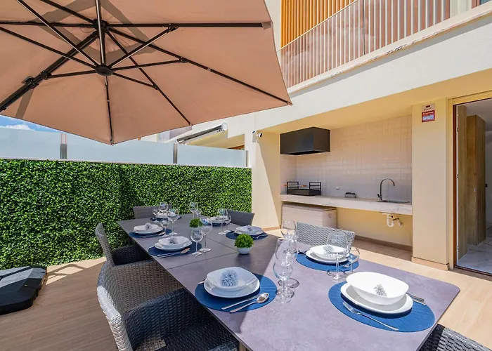 Villa Two Luxury With Private Pools Near Old Town