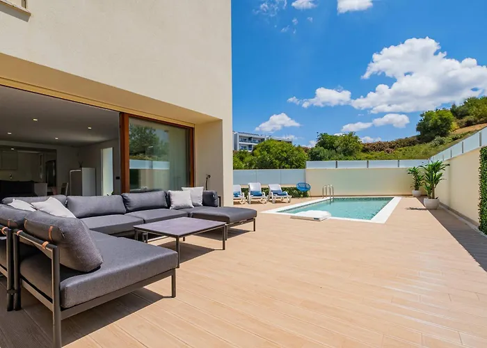 Two Luxury With Private Pools Near Old Town Albufeira