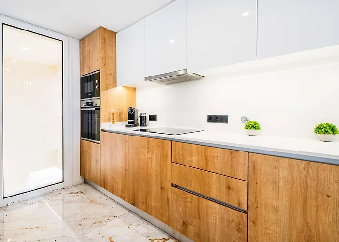 Villa Two Luxury With Private Pools Near Old Town Albufeira