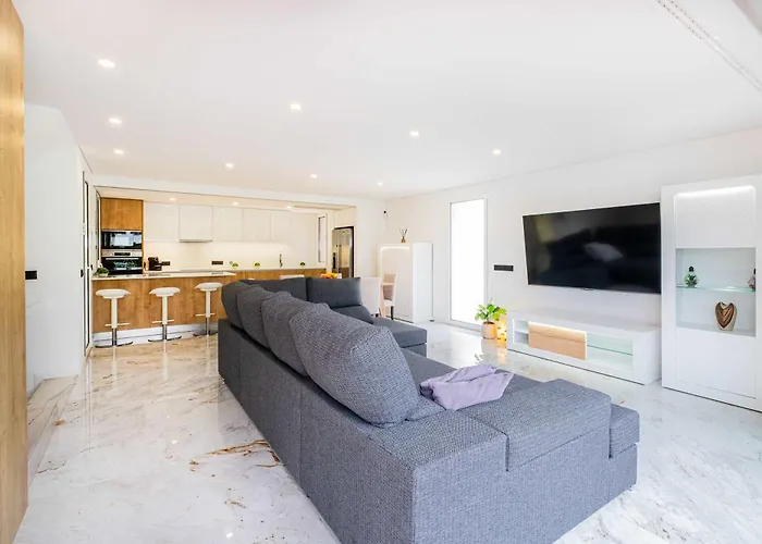 Two Luxury With Private Pools Near Old Town Villa Albufeira