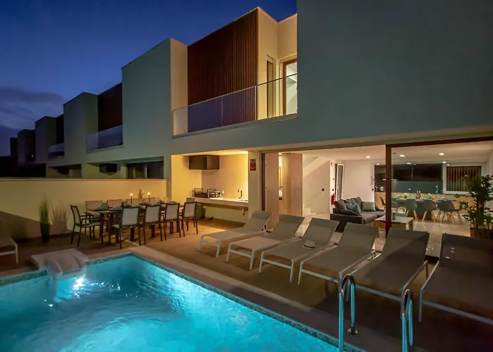 Two Luxury With Private Pools Near Old Town Albufeira