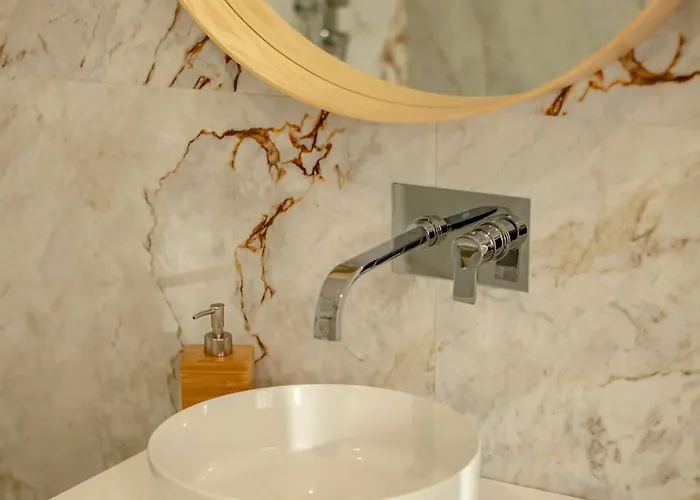 Two Luxury With Private Pools Near Old Town Albufeira