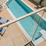 Two Luxury With Private Pools Near Old Town 阿尔布费拉