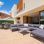 Two Luxury With Private Pools Near Old Town 阿尔布费拉