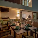 빌라 Two Luxury With Private Pools Near Old Town *
