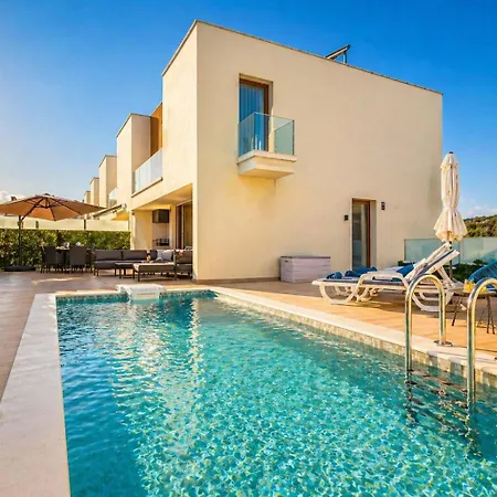Two Luxury With Private Pools Near Old Town Villa *