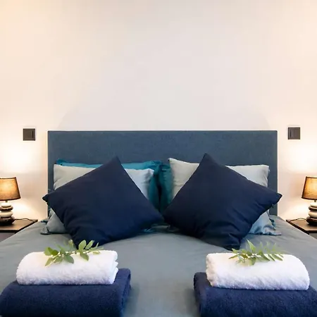 Two Luxury With Private Pools Near Old Town Albufeira