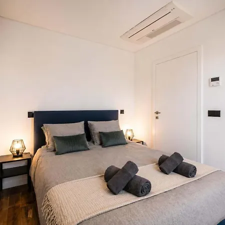Two Luxury With Private Pools Near Old Town 빌라 알부페이라