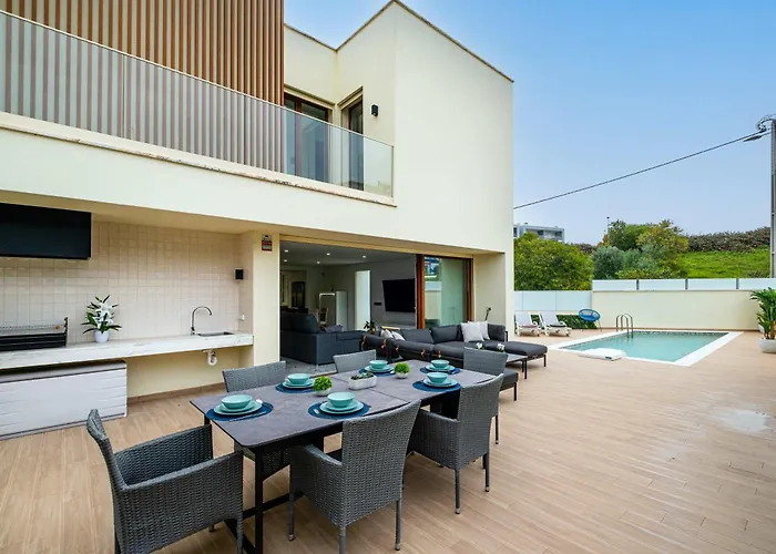 Two Luxury With Private Pools Near Old Town Villa Albufeira