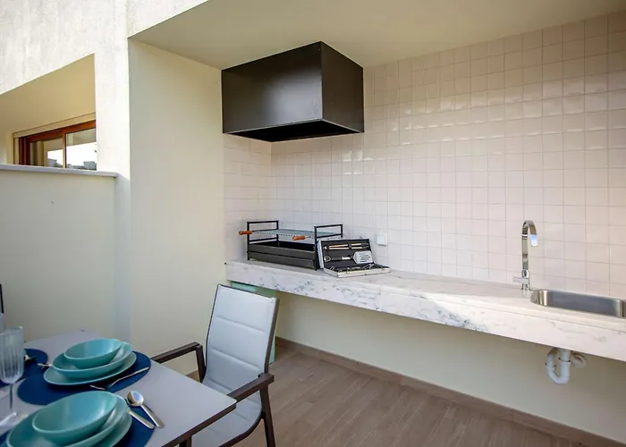 Two Luxury With Private Pools Near Old Town Albufeira